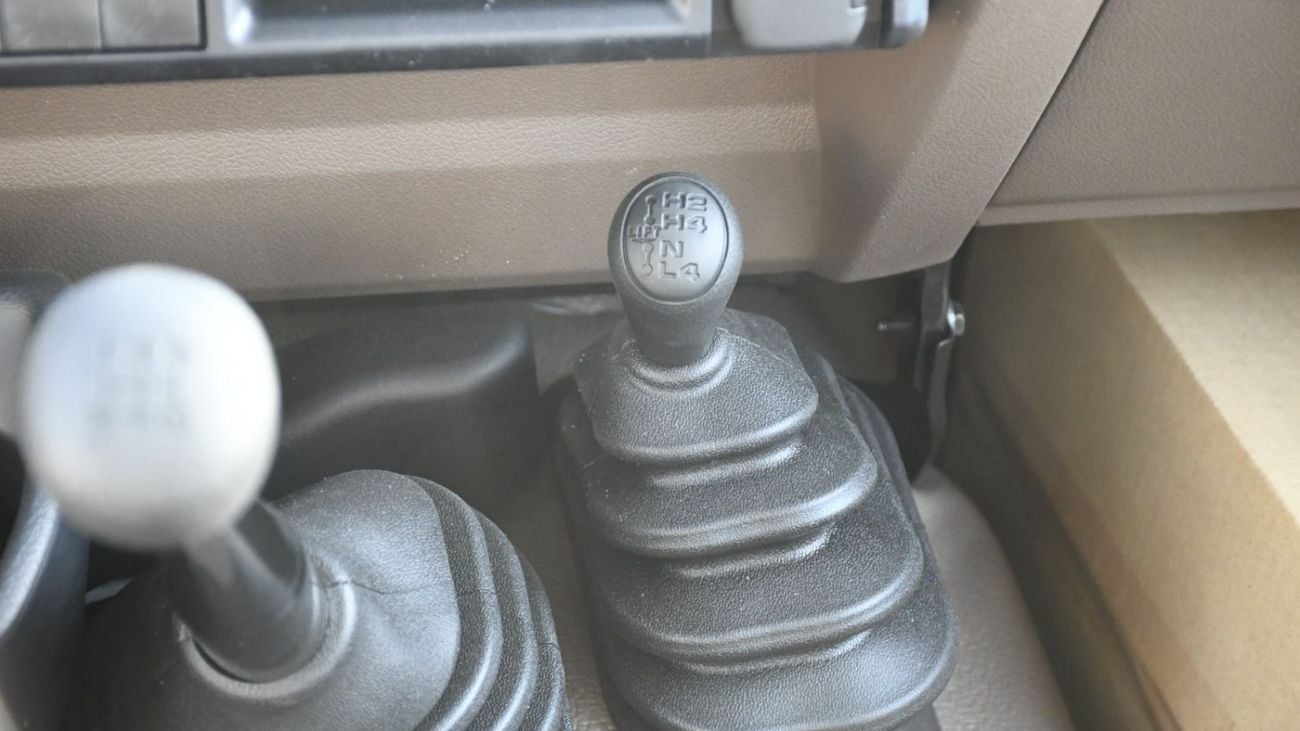 Toyota Land Cruiser Pick Up GDJ79 2.8L T/Diesel M/T 4WD 2025YM