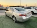Toyota Camry 4-cylinder, first owner, two original keys