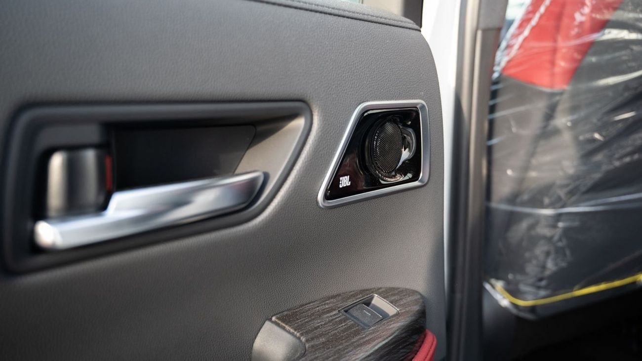 Toyota Land Cruiser VXR 3.5L