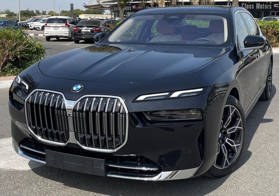 New BMW 740i 2025 for sale in Dubai - 829159