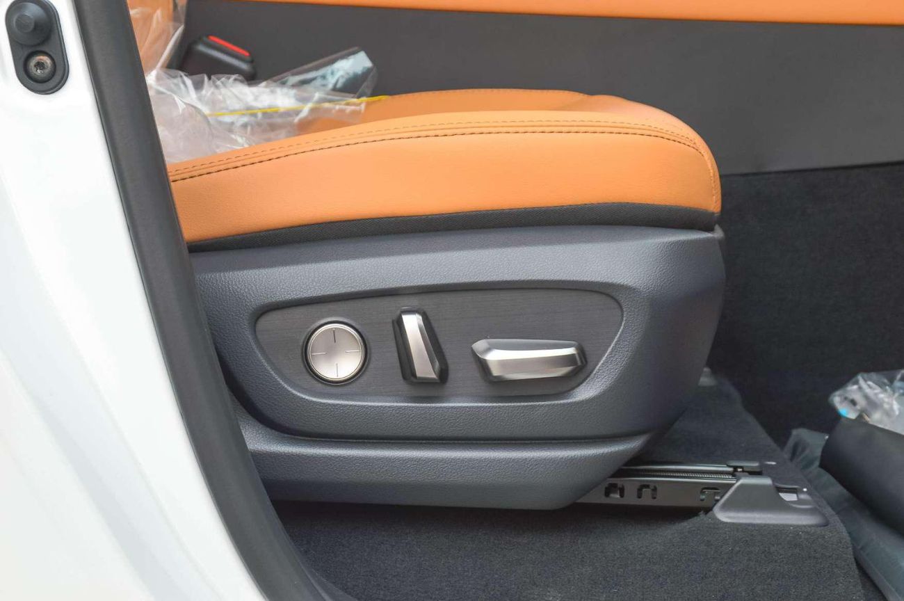 لكزس LX 600 LEXUS LX600 URBAN 3.5L 4WD PETROL SUV 2026