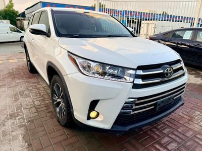 Toyota Highlander LE (NON GCC) 2019 Toyota Highlander LE