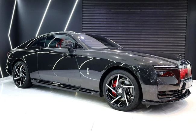 Rolls-Royce Spectre Black Badge, миниатюра 20