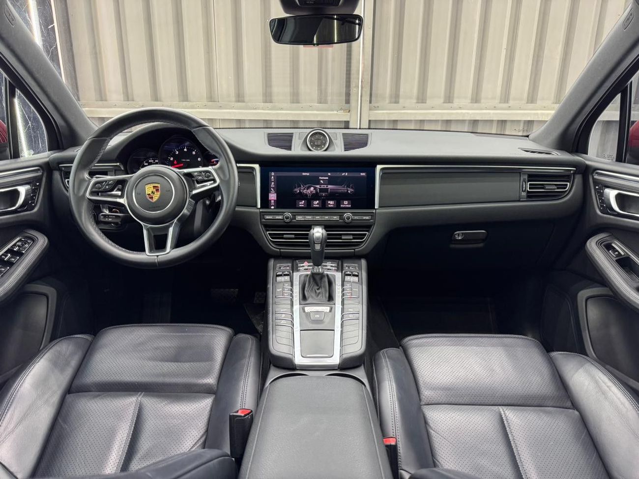 Porsche Macan STD 2.0L (252 HP)