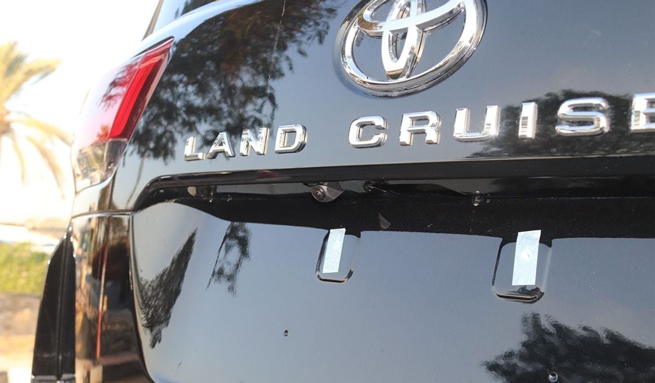 Toyota Land Cruiser 2026 Model Toyota Land Cruiser (LC300) VX, 4.0L Petrol 4WD 6A/T