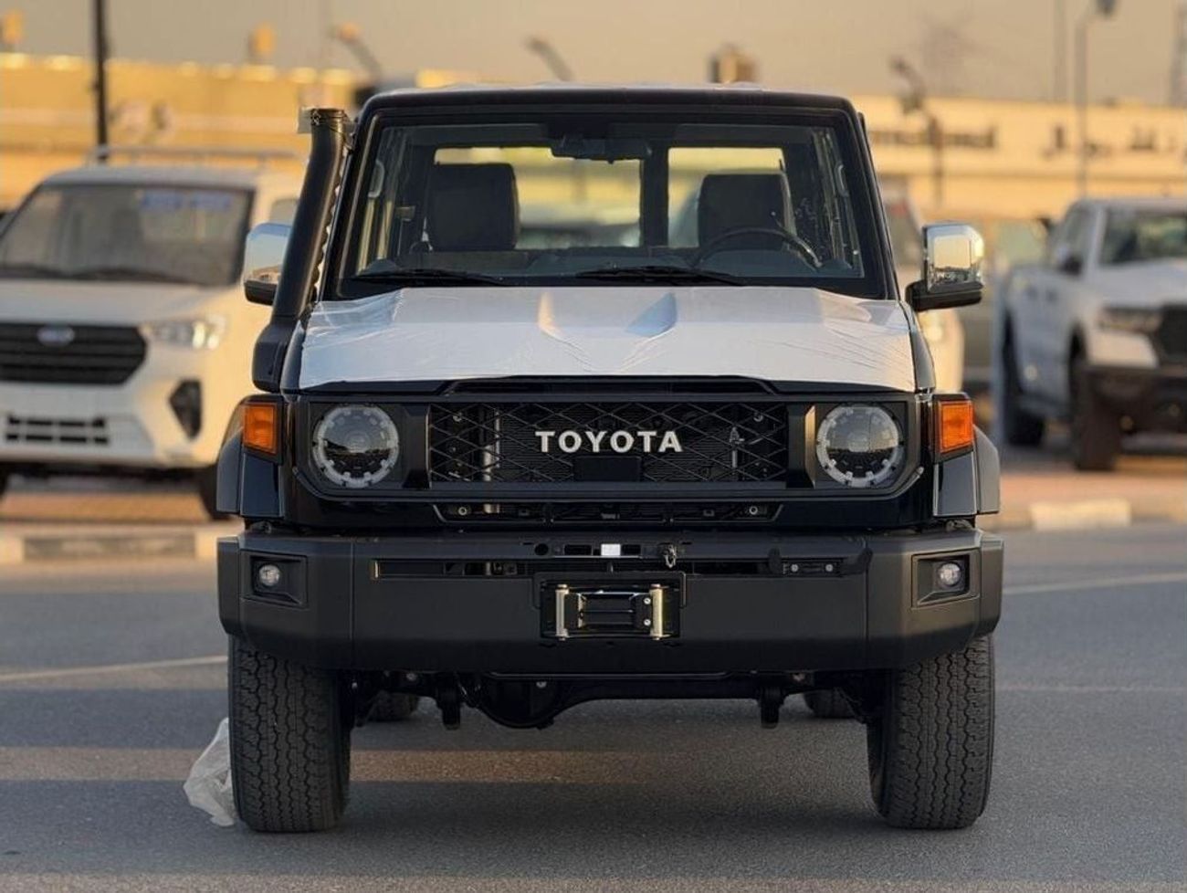 تويوتا لاند كروزر EXPORT ONLY - LC 76 LX.Z 4WD FULL OPTION