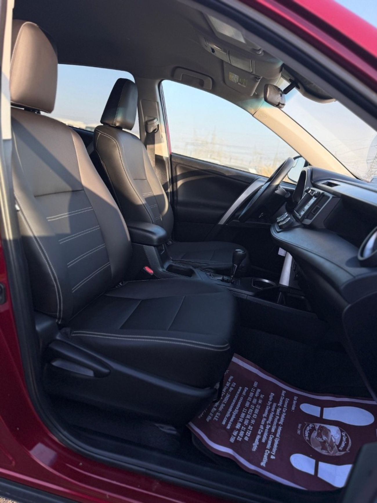 Toyota RAV4 4WD leather seats