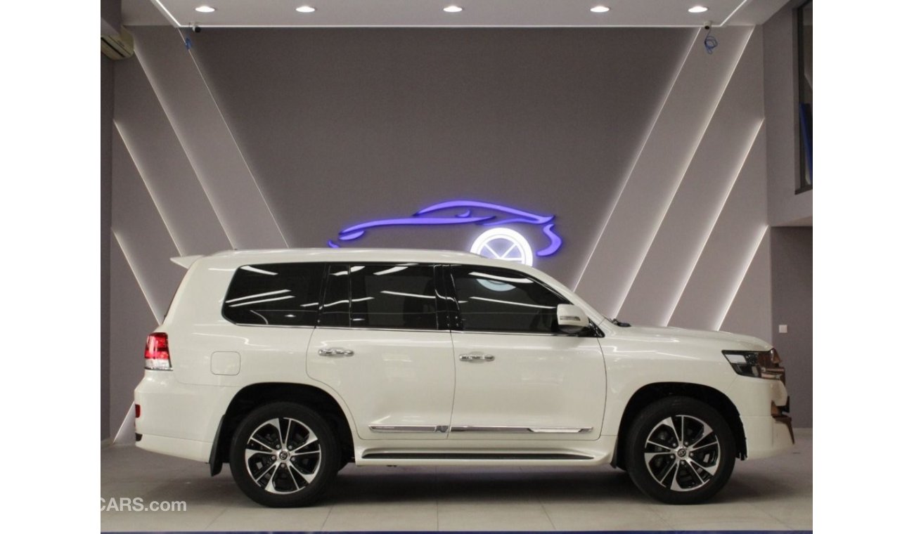 Toyota Land Cruiser Grand touring V6