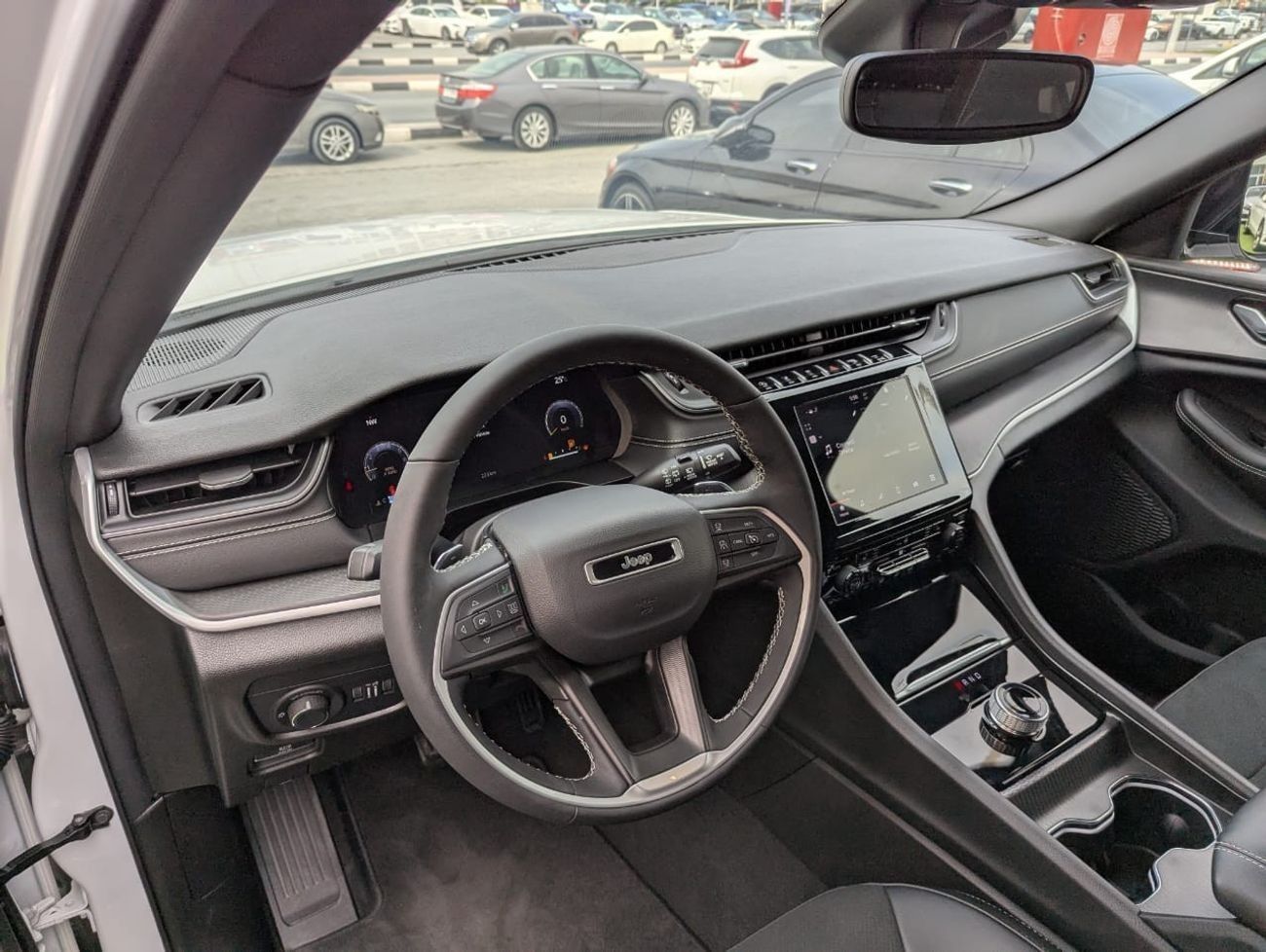 Jeep Grand Cherokee Altitude 3.6L JEEP GRAND CHEROKEE 2024 V6 engine 3.6L zero kilometer American clean car fresh import