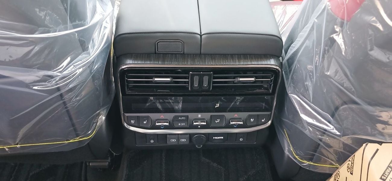 Toyota Land Cruiser LC300 VXR 3.3L Diesel 2026YM