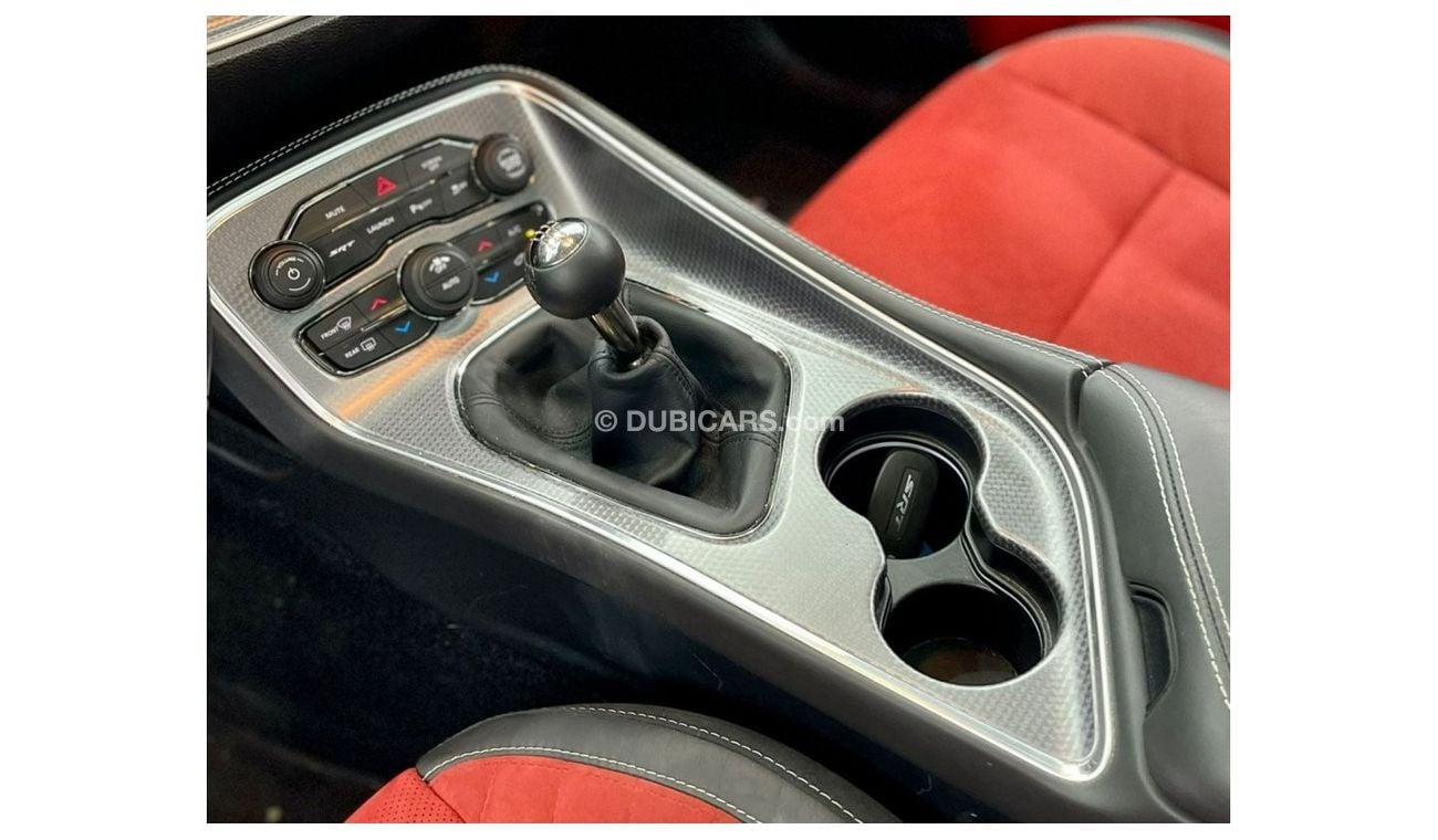 Dodge Challenger SRT Hellcat SRT Hellcat 2017 Dodge Challenger Hellcat Manual, 1 of 4 in UAE, Dodge Warranty 2022, Fu