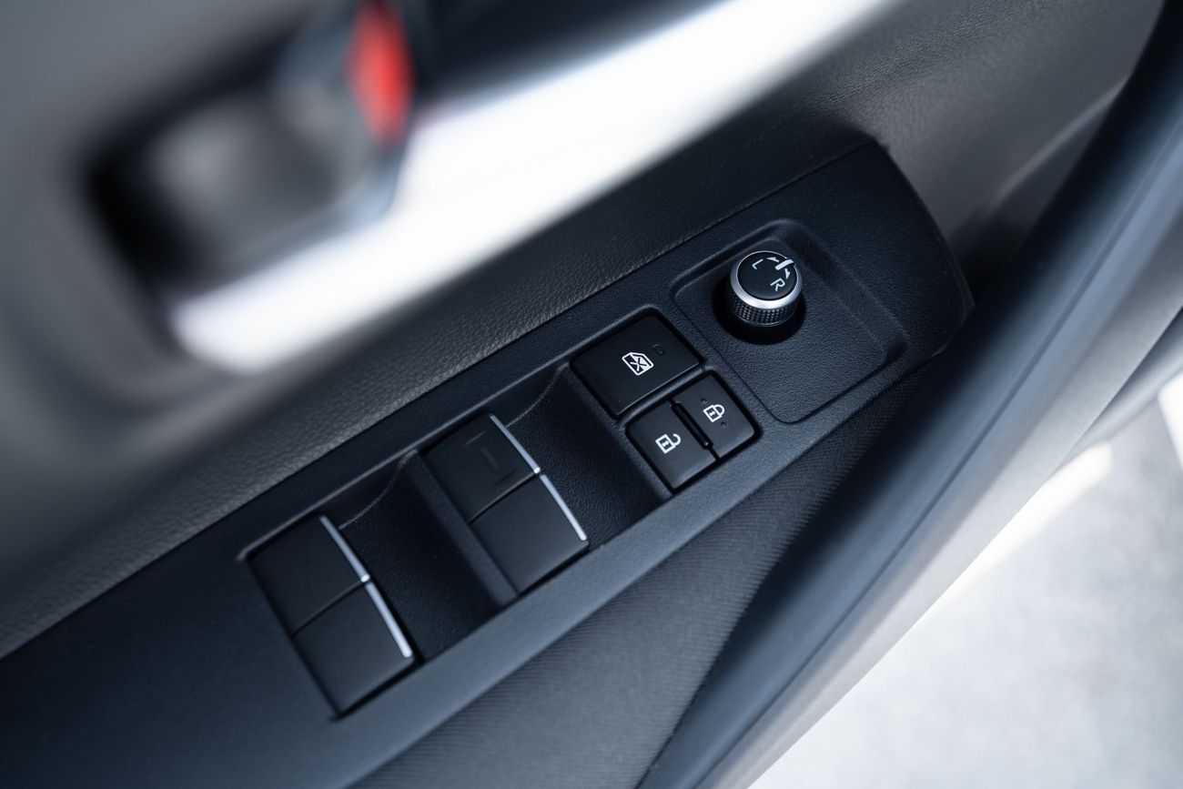 تويوتا ليفين Toyota Levin Hybrid Luxury 1.8L 2025