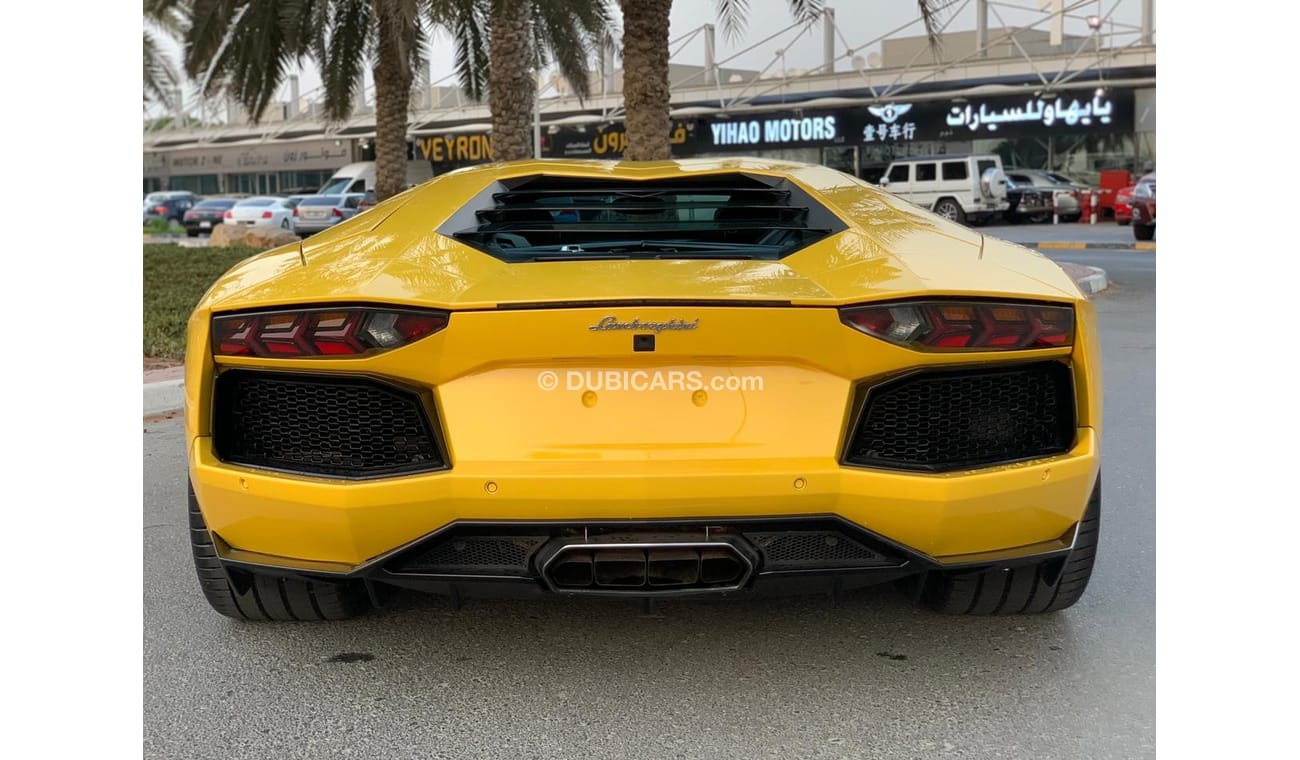 Lamborghini Aventador **2012**