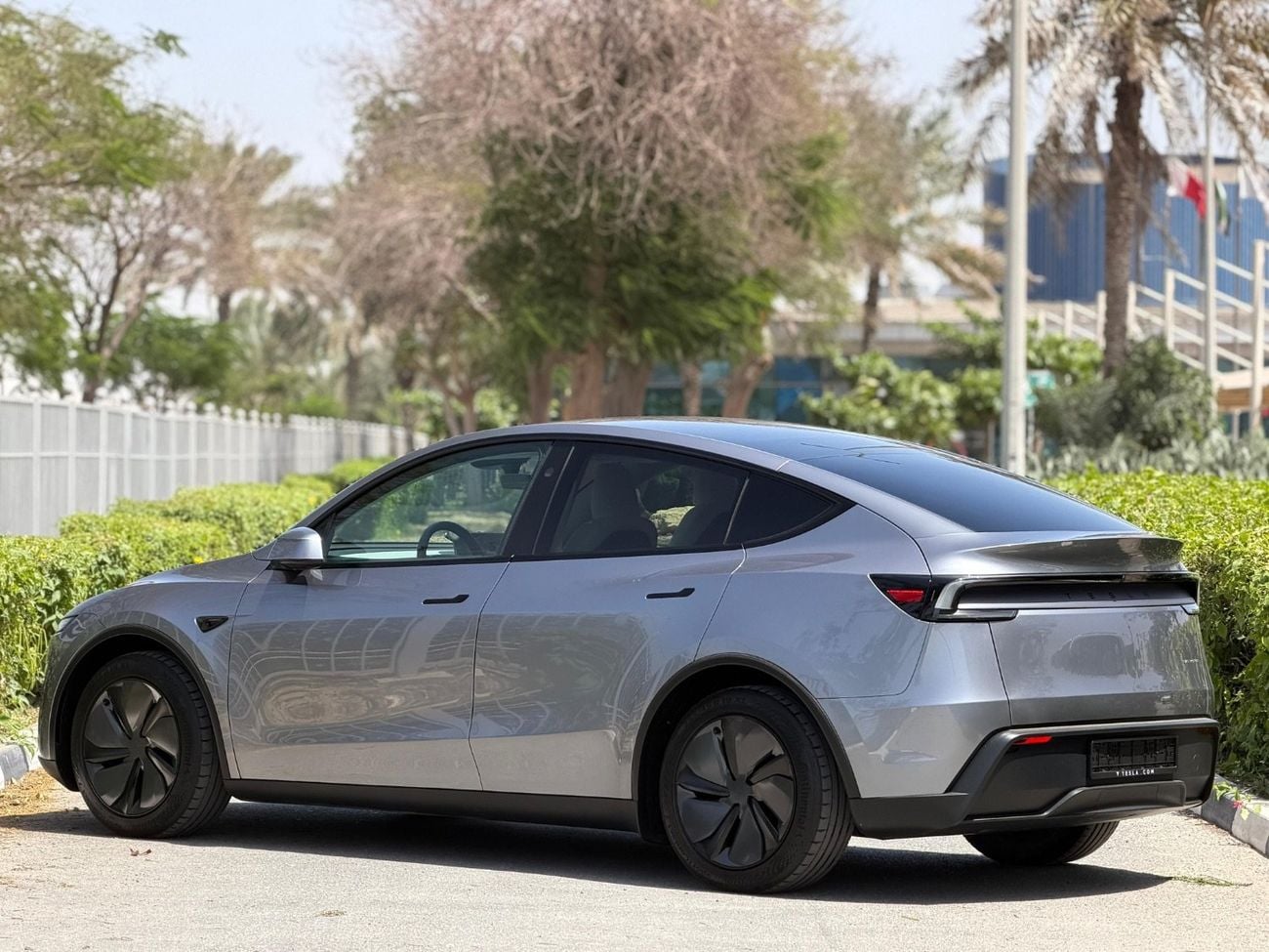 تسلا موديل Y Long Range (AWD)