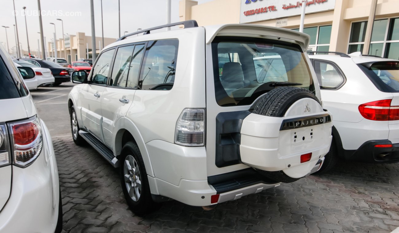 Mitsubishi Pajero GLS V6