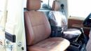 Toyota Land Cruiser Pick Up 4.0L V6 Petrol Engine, Manual Transmission, 4WD with Diff Lock