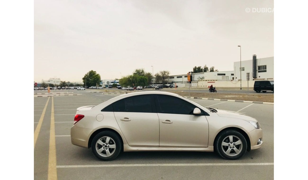 شيفروليه كروز EMI 280 X 60, 0% DOWN PAYMENT**CRUZE GCC** MINT CONDITION