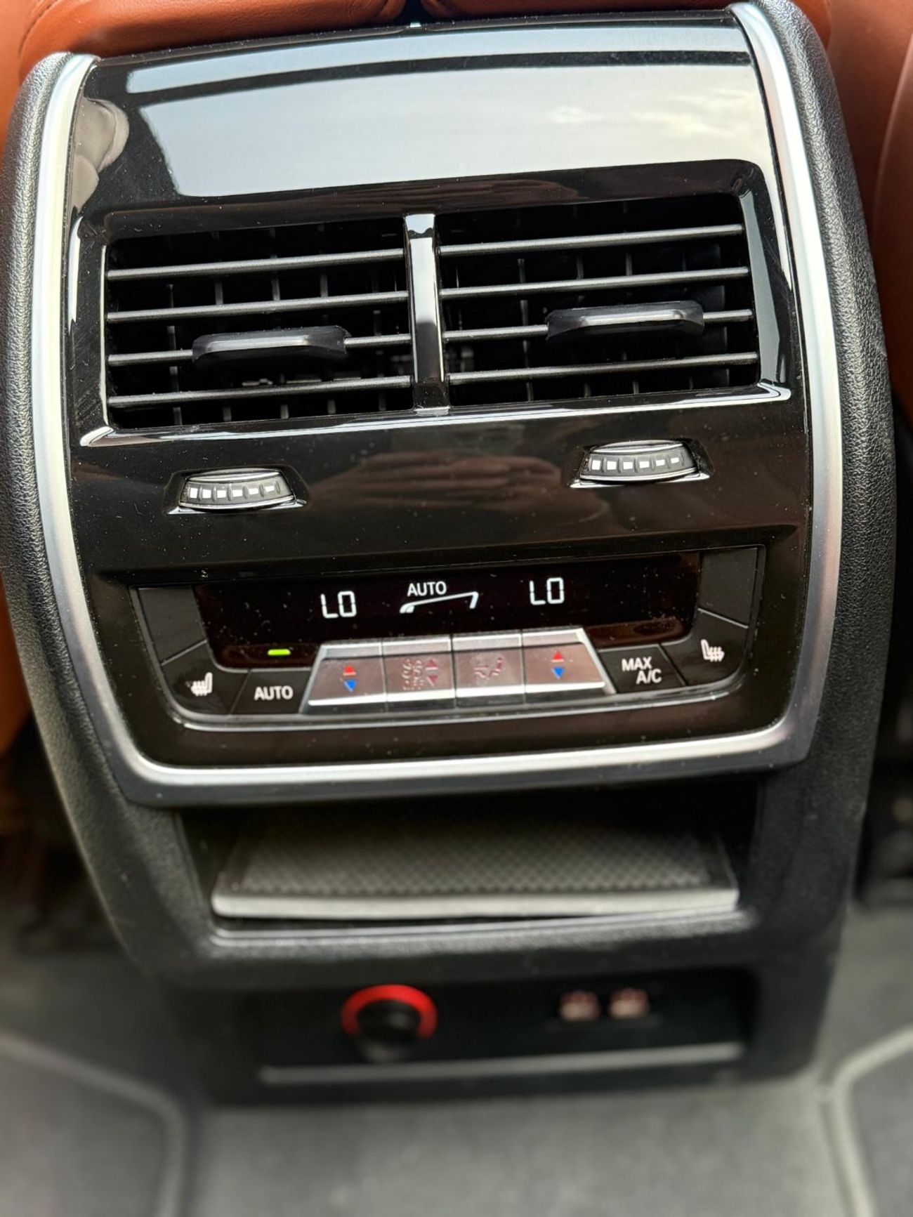 بي أم دبليو X7 xDrive40i Luxury M Sport Package 3.0L