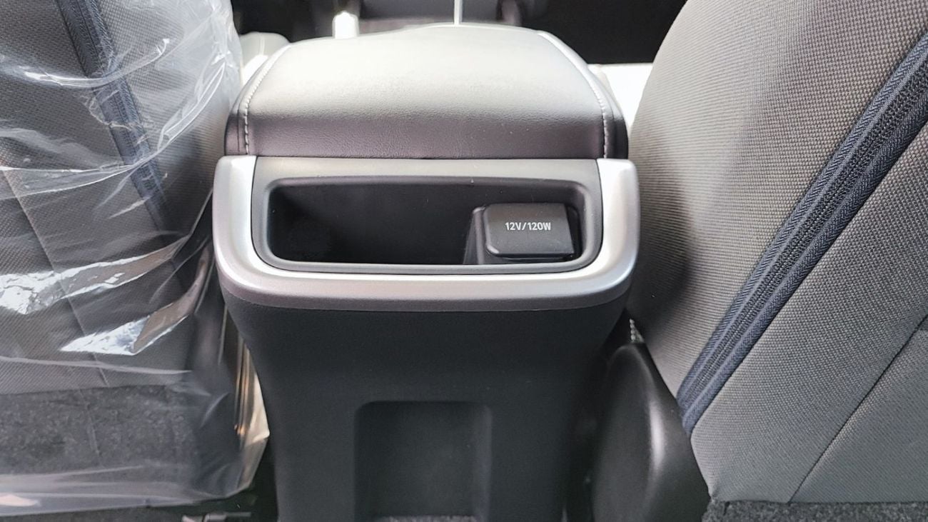 تويوتا فورتونر Toyota Fortuner / 2.7L V4 Petrol /  Climate Control / Only for Africa Special Price