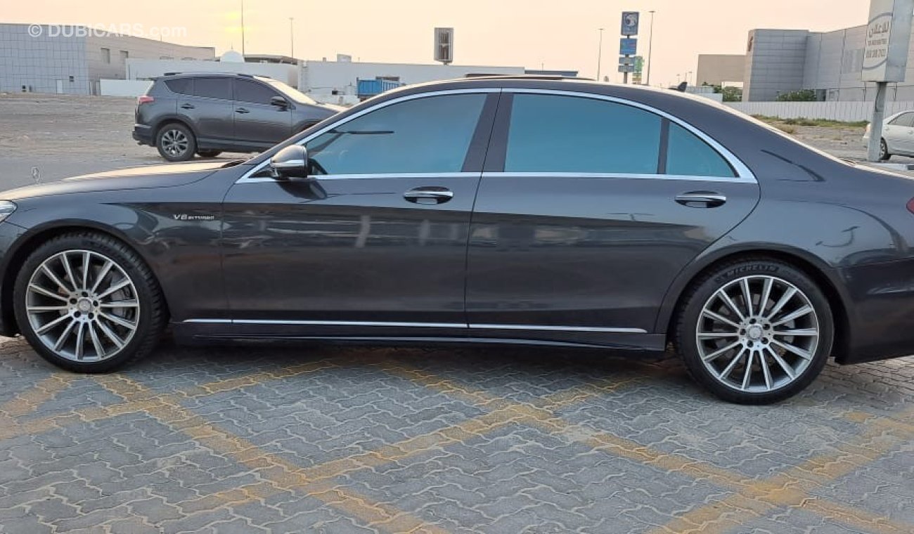 مرسيدس بنز S 500 AMG