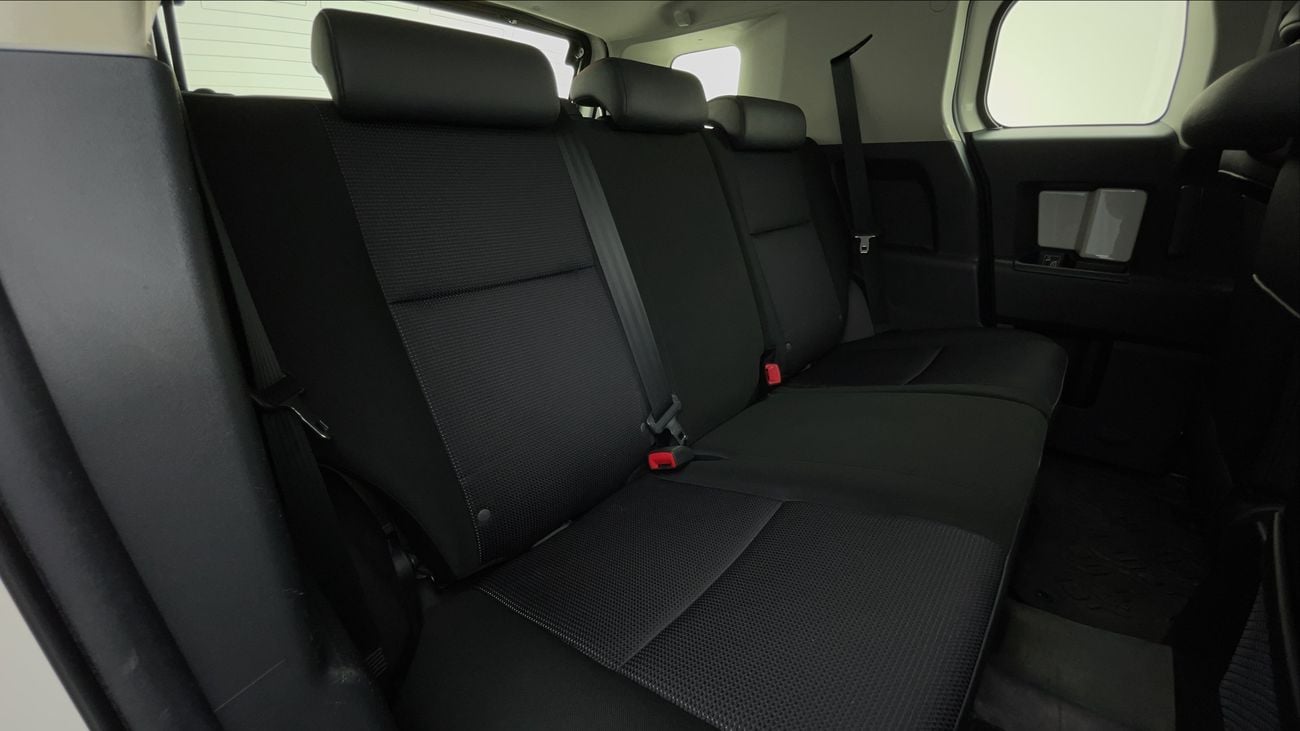 تويوتا إف جي كروزر 2021 GXR | AED 1701/Month | 0 DP | 30 Day Return | Warranty | Service History