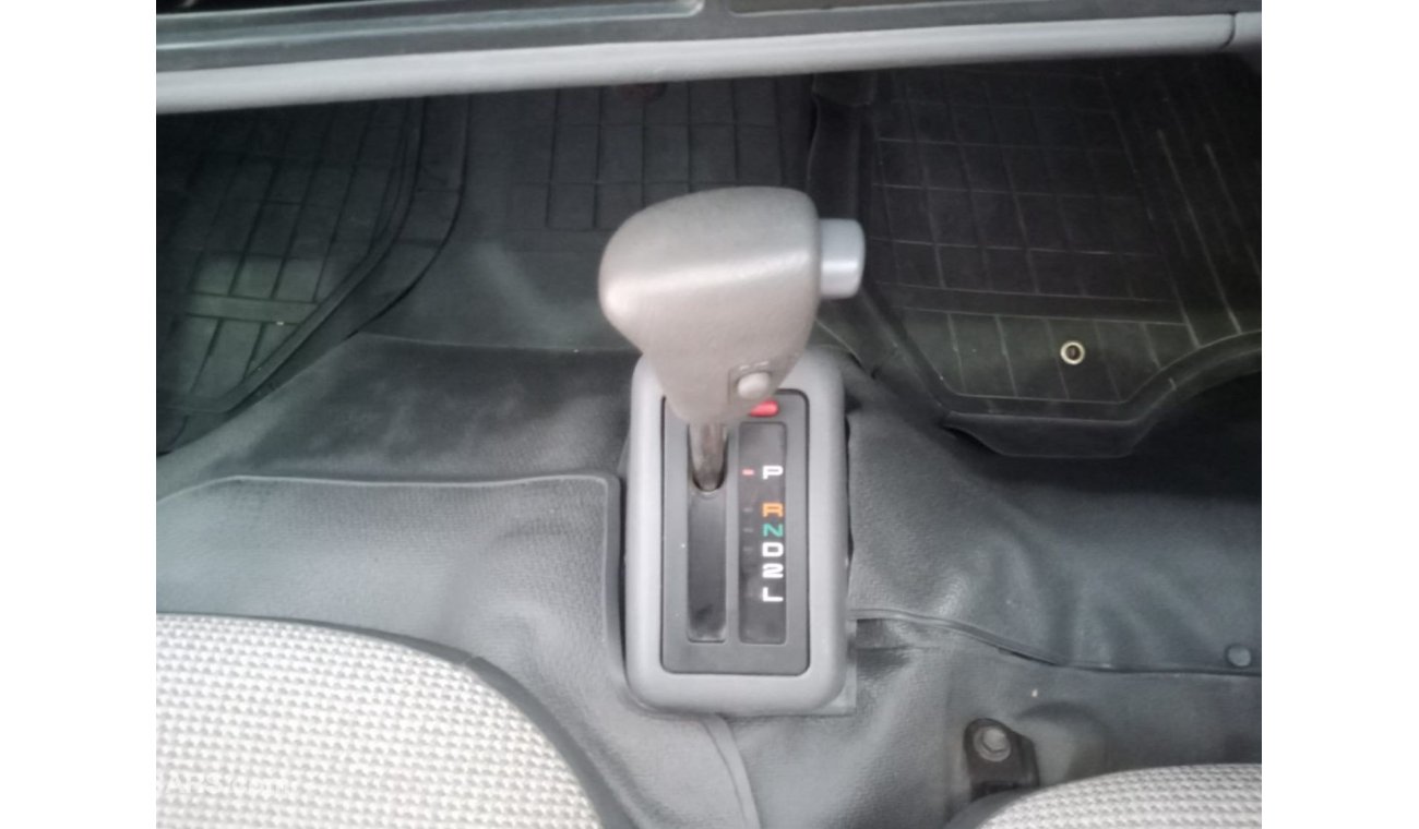 Toyota Hiace TOYOTA HIACE RIGHT HAND DRIVE (PM932)