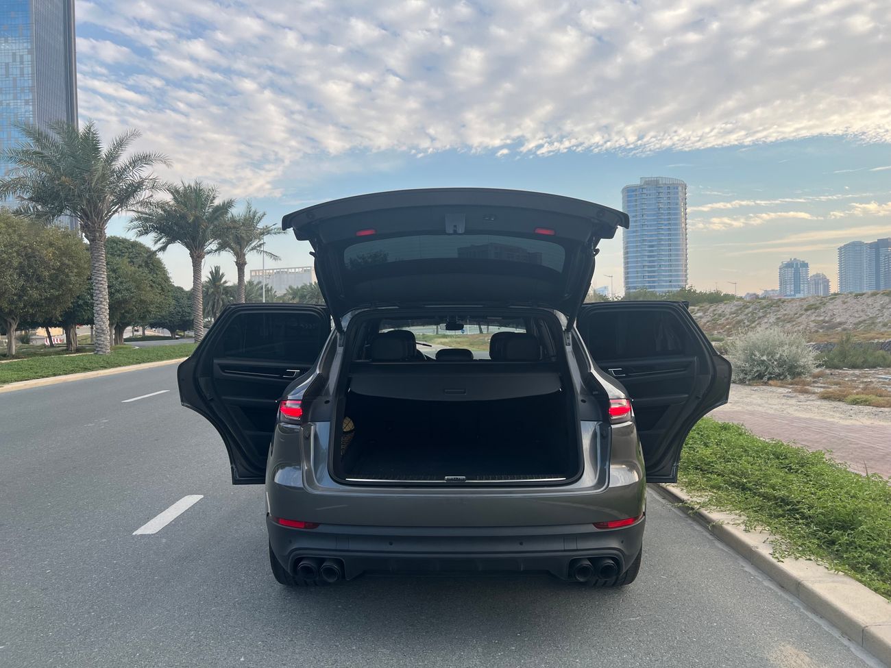 Porsche Cayenne standard.