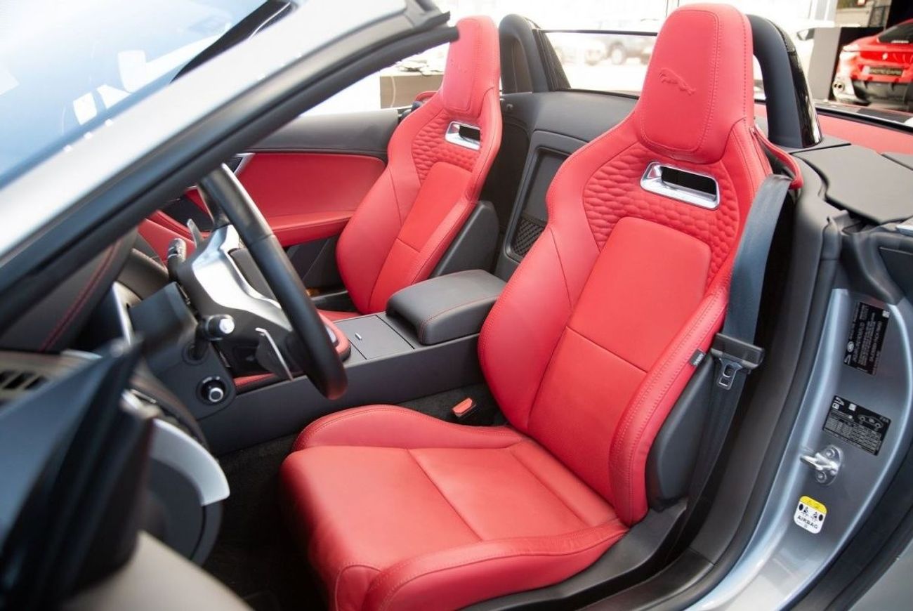 جاكوار F Type R-ديناميك  P450