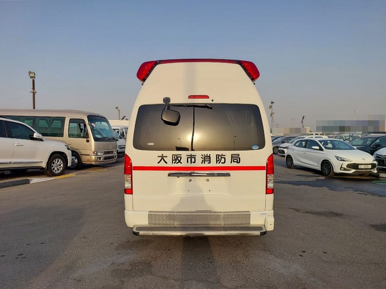 Toyota Hiace TOYOTA HIACE VAN AMBULANCE RHD 2015 MODEL 2.7 L PETROL AUTOMATIC(PM15632)