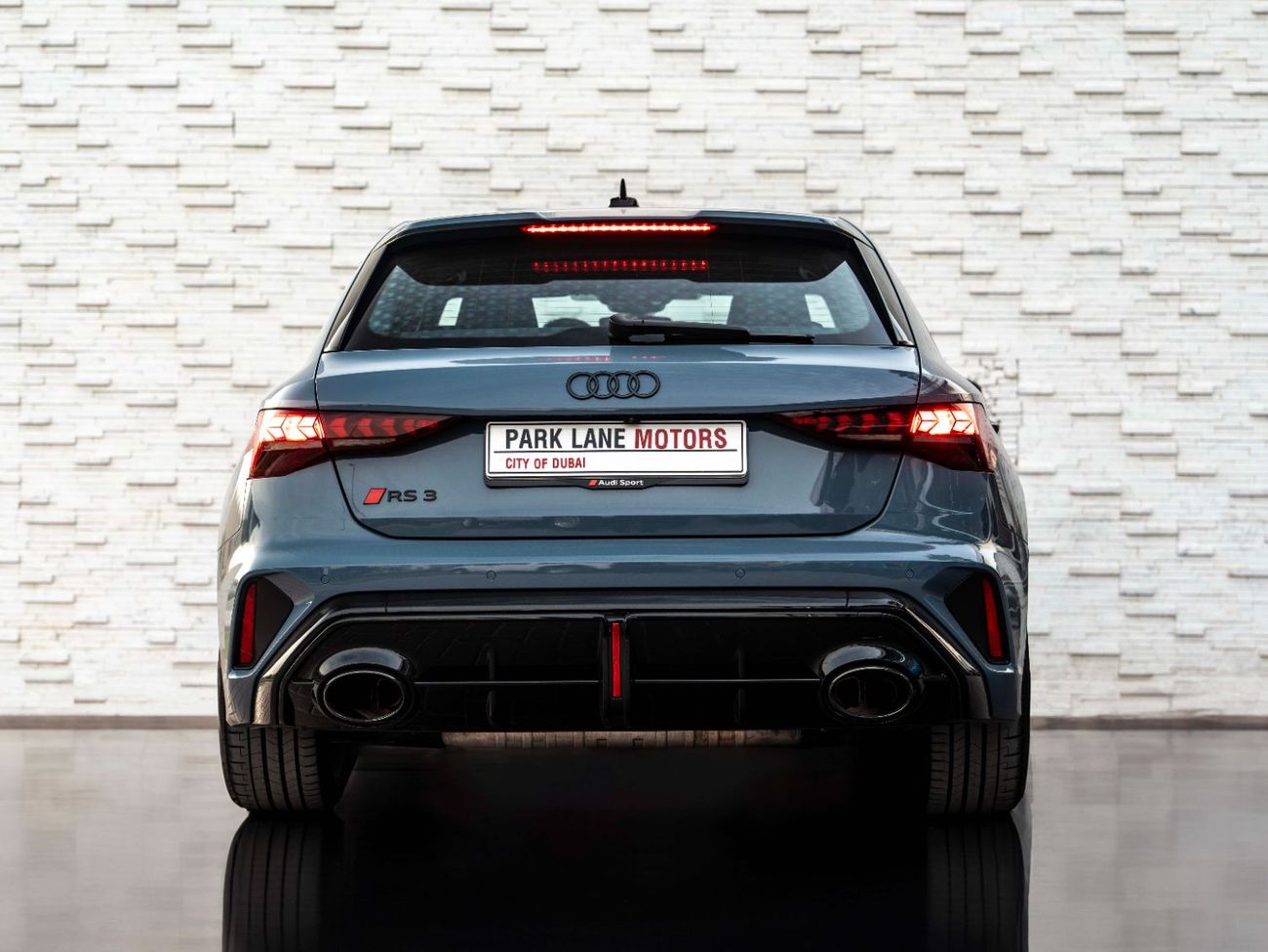 Audi RS3 TFSI quattro 2.5L Sportback