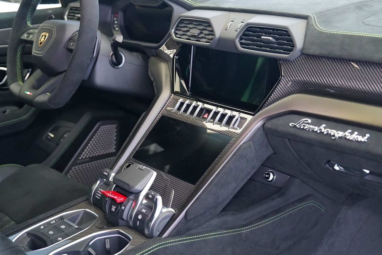 Lamborghini Urus 4.0T V8 Performante