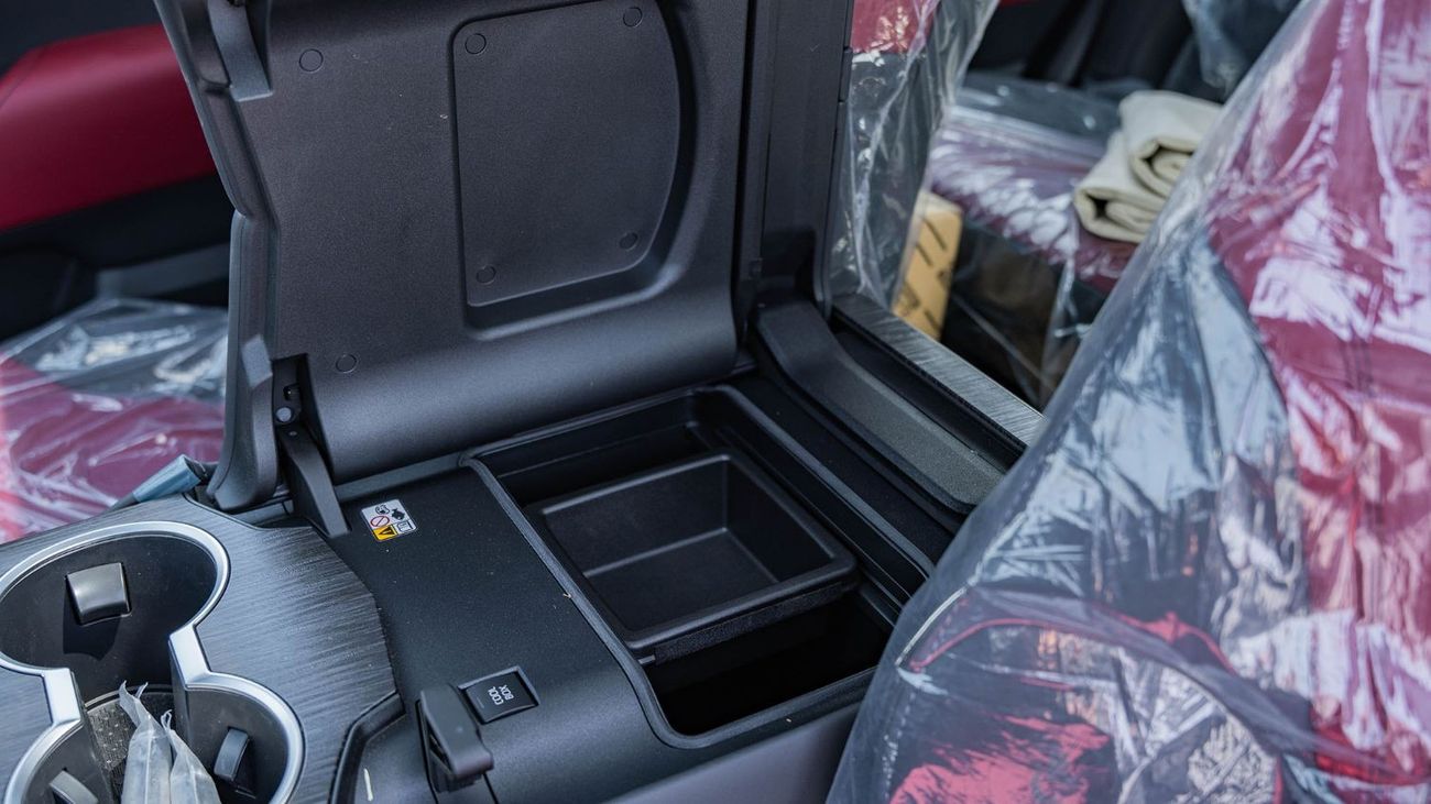 Toyota Land Cruiser 2025 Toyota Land Cruiser VXR V6 3.5L Twin Turbo STD AT Petrol