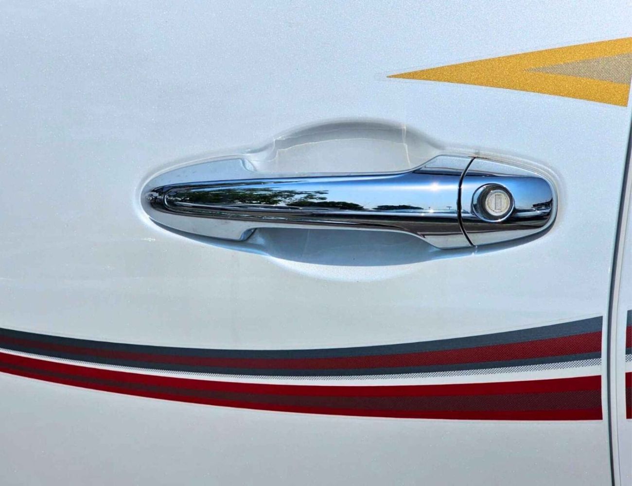 تويوتا هيلوكس NARROW BODY DOUBLE CABIN / 2.4L DIESEL M/T 4WD /  POWER WINDOWS / CODE#HMD