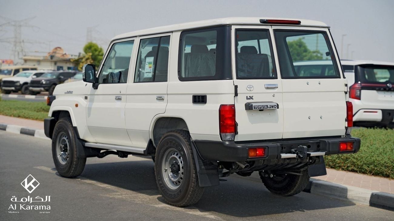 تويوتا لاند كروزر 70 LC 78 40TH ANNIVERSARY 4.0L AT 2.8 لتر | دفع رباعي | ناقل حركة يدوي | مواصفات خليجية | كاميرا خلفية 