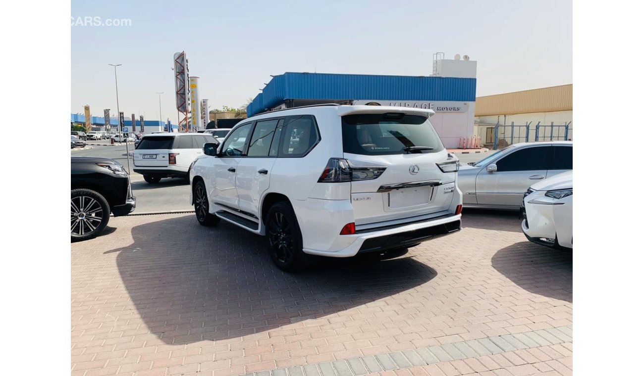 Lexus LX570 Black Edition S