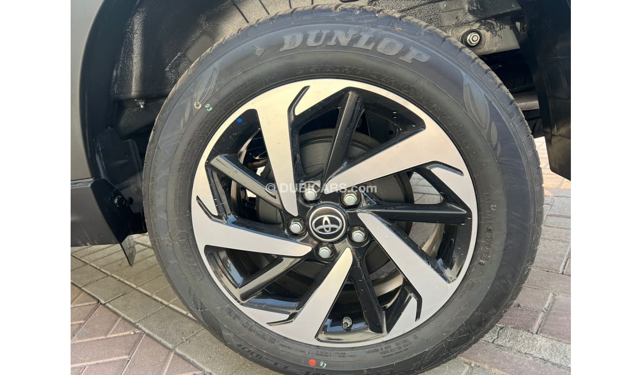 Toyota Rush TOYOTA RUSH 1.5 AT BROWN 2023