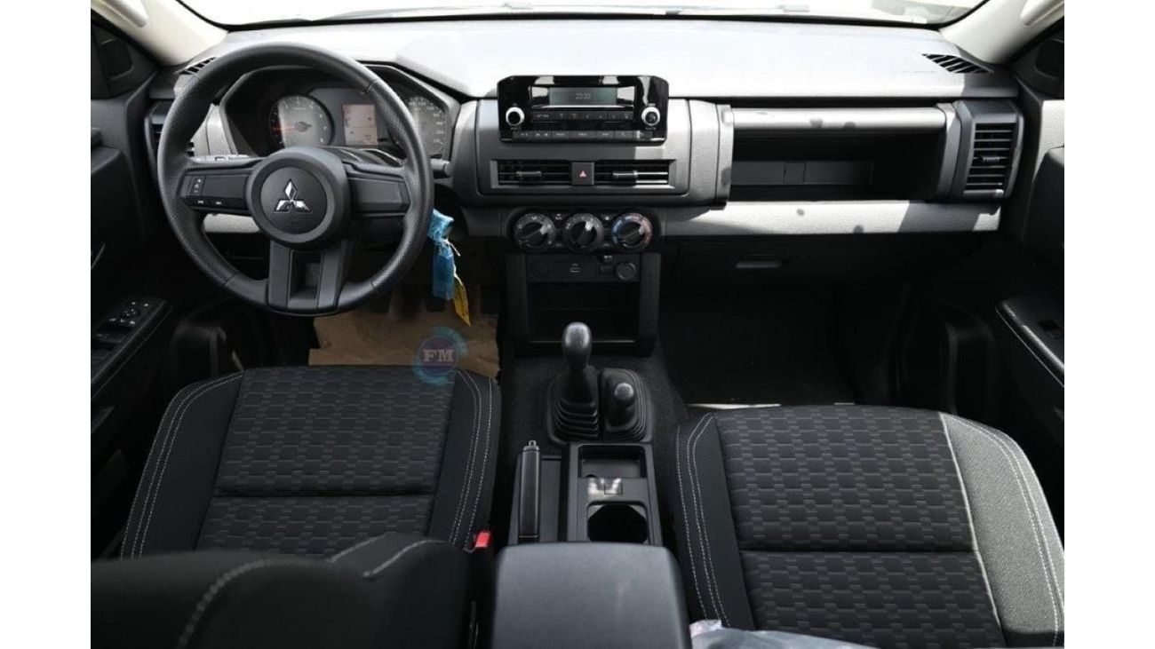 Mitsubishi L200 Double Cab GLX 2.4L Petrol