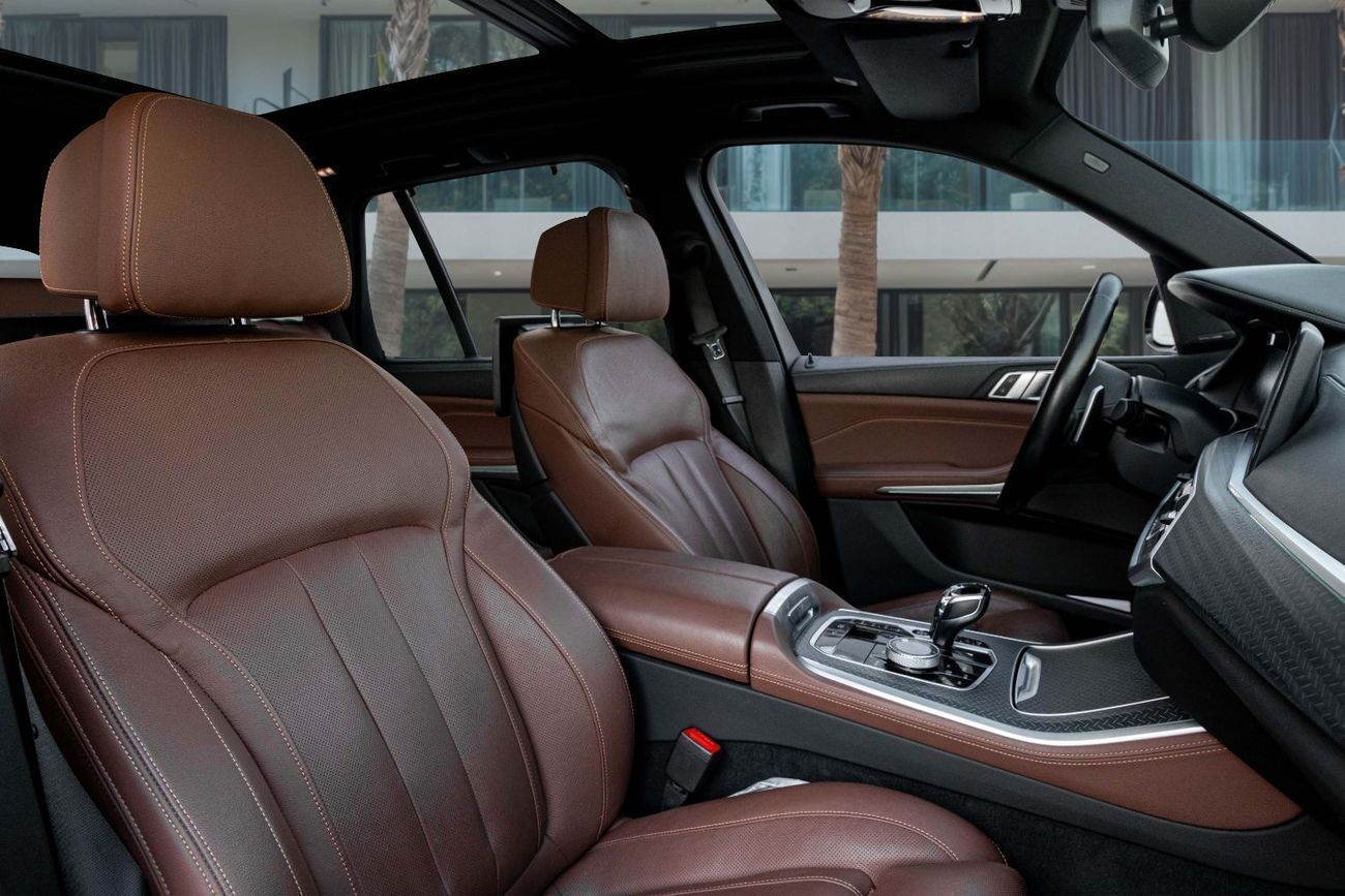 BMW X5 40i M-Kit | 3,427 P.M | 0% Downpayment | Immaculate Condition!