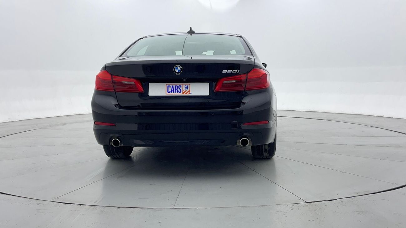 BMW 520i EXCLUSIVE 2 | Zero Down Payment | Home Test Drive