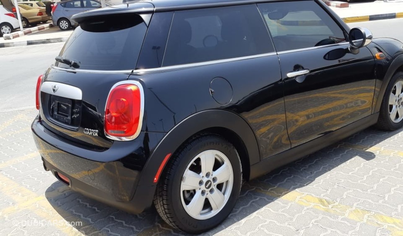 Mini Cooper EXCELLENT PRICE!!! 0 DOWN PAYMENT / EMI 695/- AED