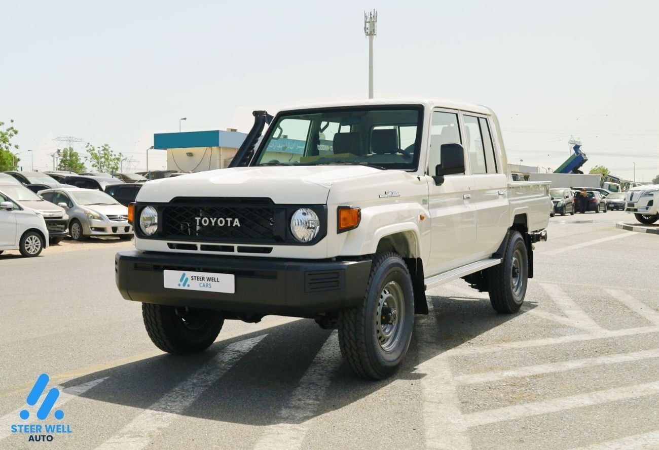 Toyota Land Cruiser Pick Up LC 79 Pick Up 4WD / 2.8L DSL MT / 4 Doors / Export Only