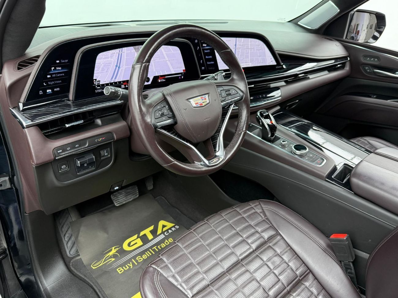 كاديلاك إسكالاد Escalade-V 6.2L 2023 Cadillac Escalade V, 2027 Cadillac Warranty + Service Pack, 7 Seater, Excellent