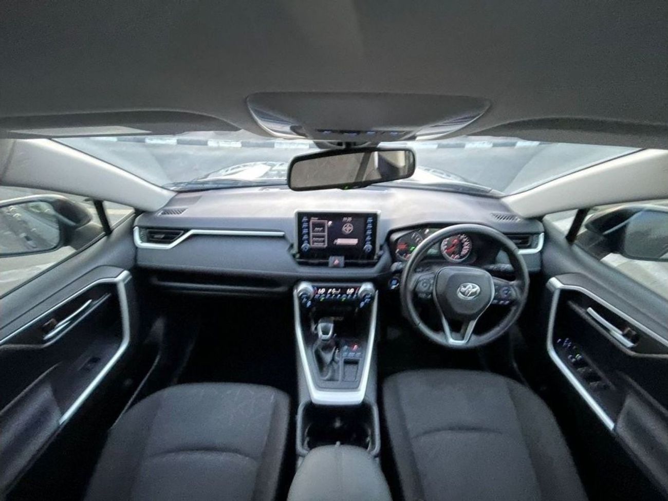 Toyota RAV4 2022 Toyota Rav4 2.0L V4 - MidOption - RHD