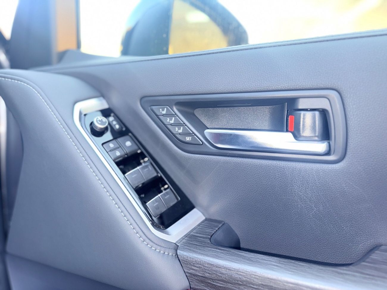 تويوتا لاند كروزر Lc300 Toyota Landcruiser 2023 RHD diesel engine