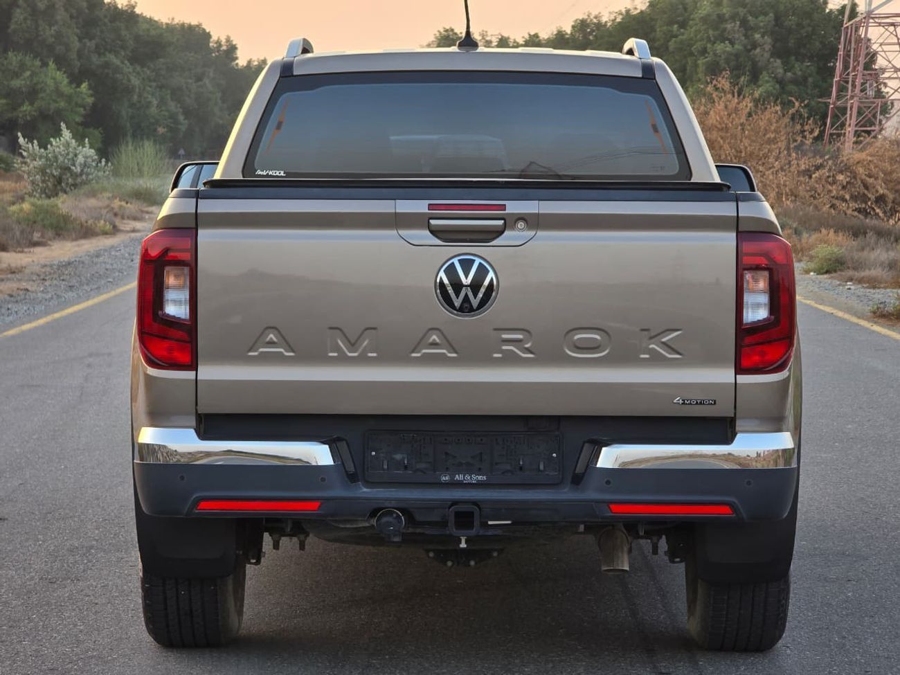 Volkswagen Amarok Highline 2.0T VOLKSWAGEN AMAROK 2023 GCC // FSH // UNDER WARRANTY // FULL OPTION // PERFECT CONDITIO