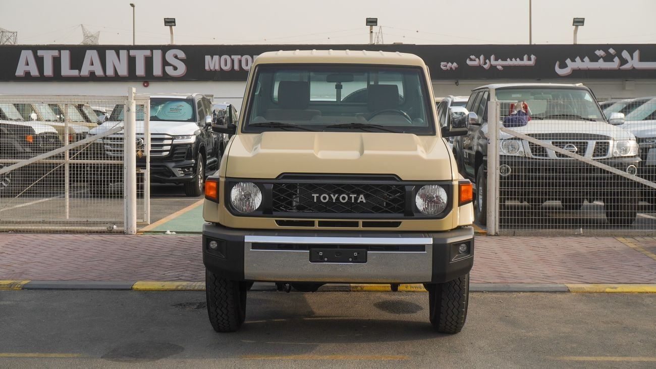 Toyota Land Cruiser Pick Up LX 4.0L V6 SINGLE CABIN A/T