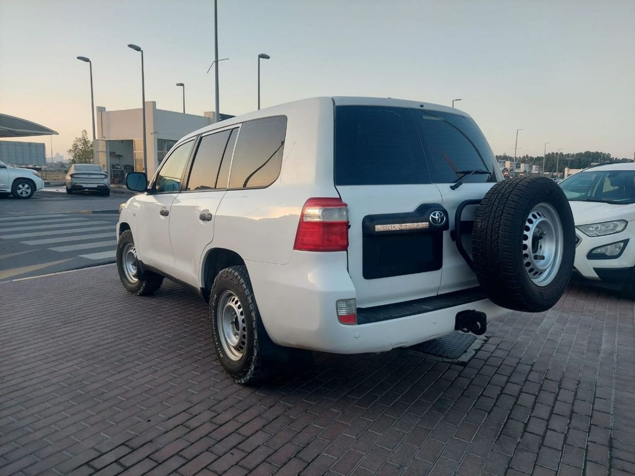 Toyota Land Cruiser 200 4.5L DIESEL V8 MANUAL TRANSMISSION