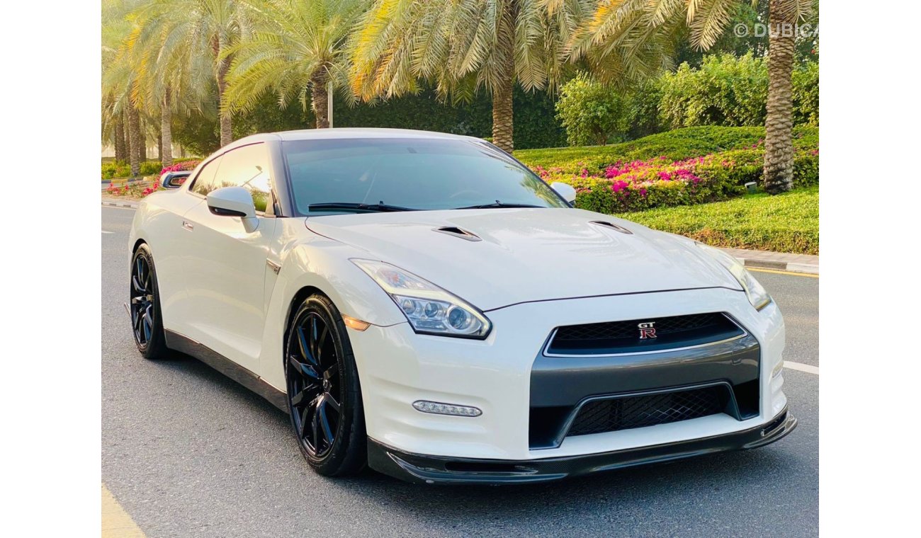 نيسان GT-R نيسان جى تى ار 2015 وارد امريكا بحاله ممتازه ضمان شاسيه جير ماكينه