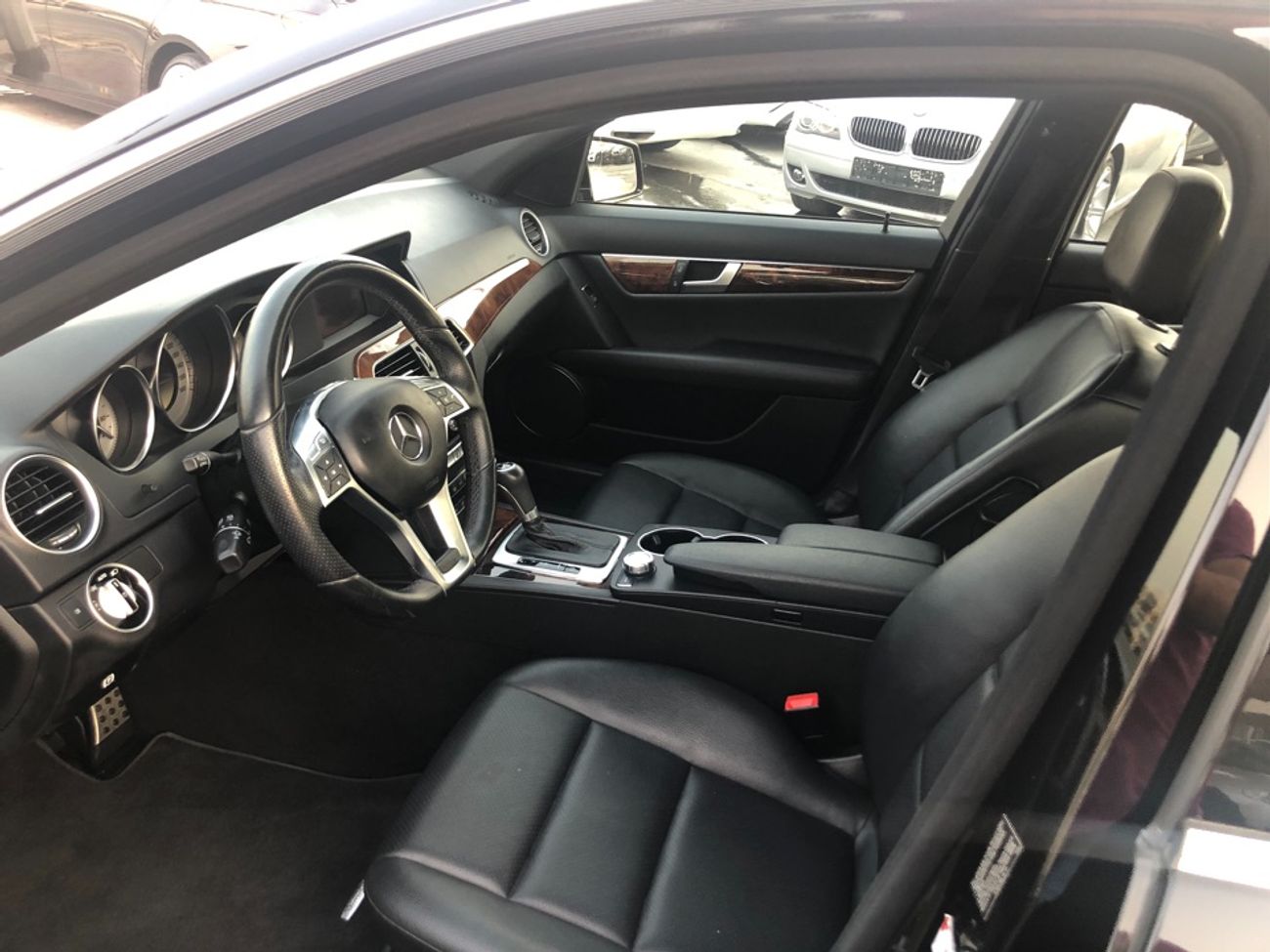 Mercedes-Benz C 300 MERCEDES BENZ C300 MODEL 2012 CAR PERFECT CONDITION FULL OPTION