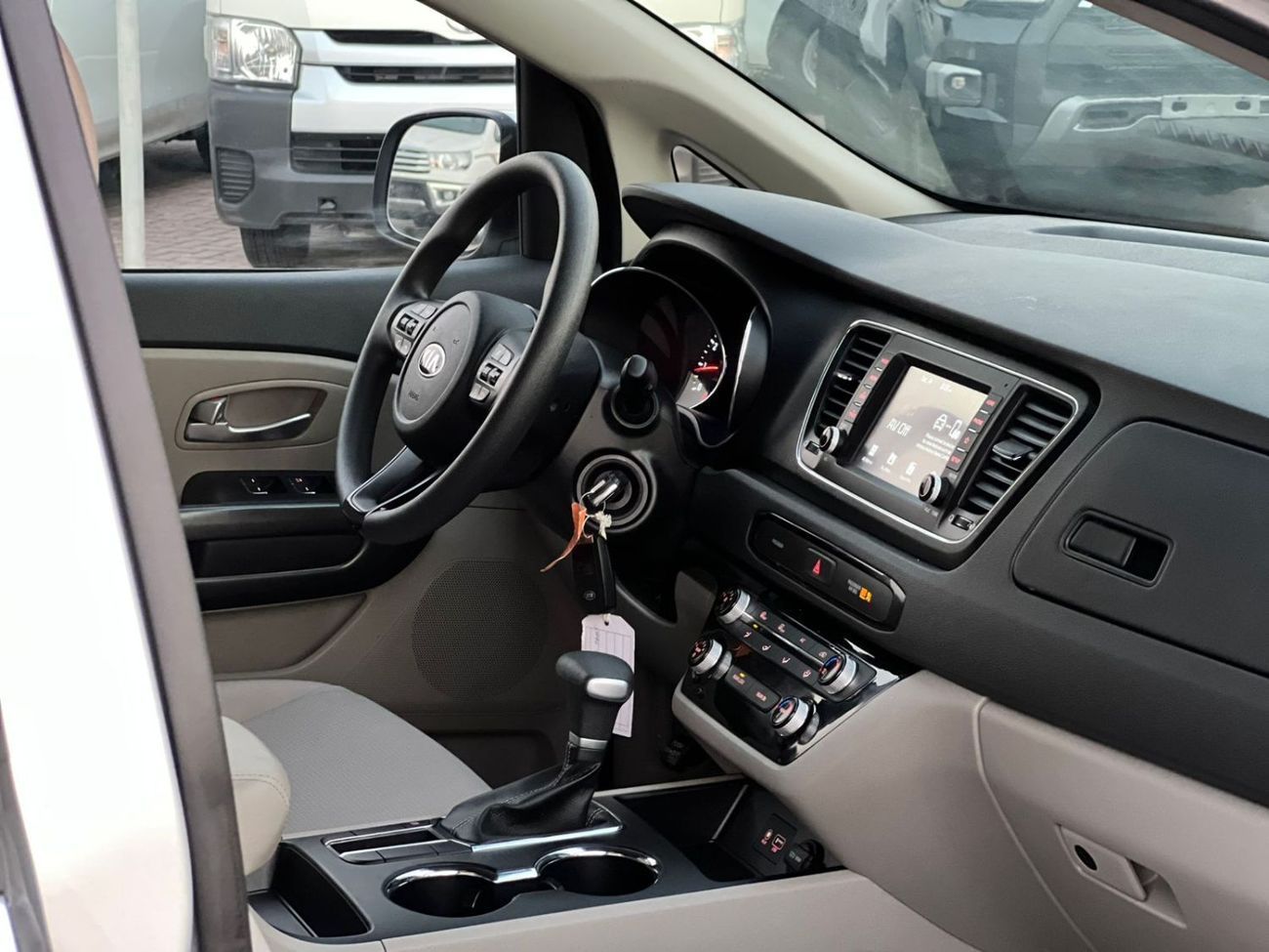 Kia Sedona 2021 Kia Sedona LX Mid Option – 3.3L V6 – 7 Seater –